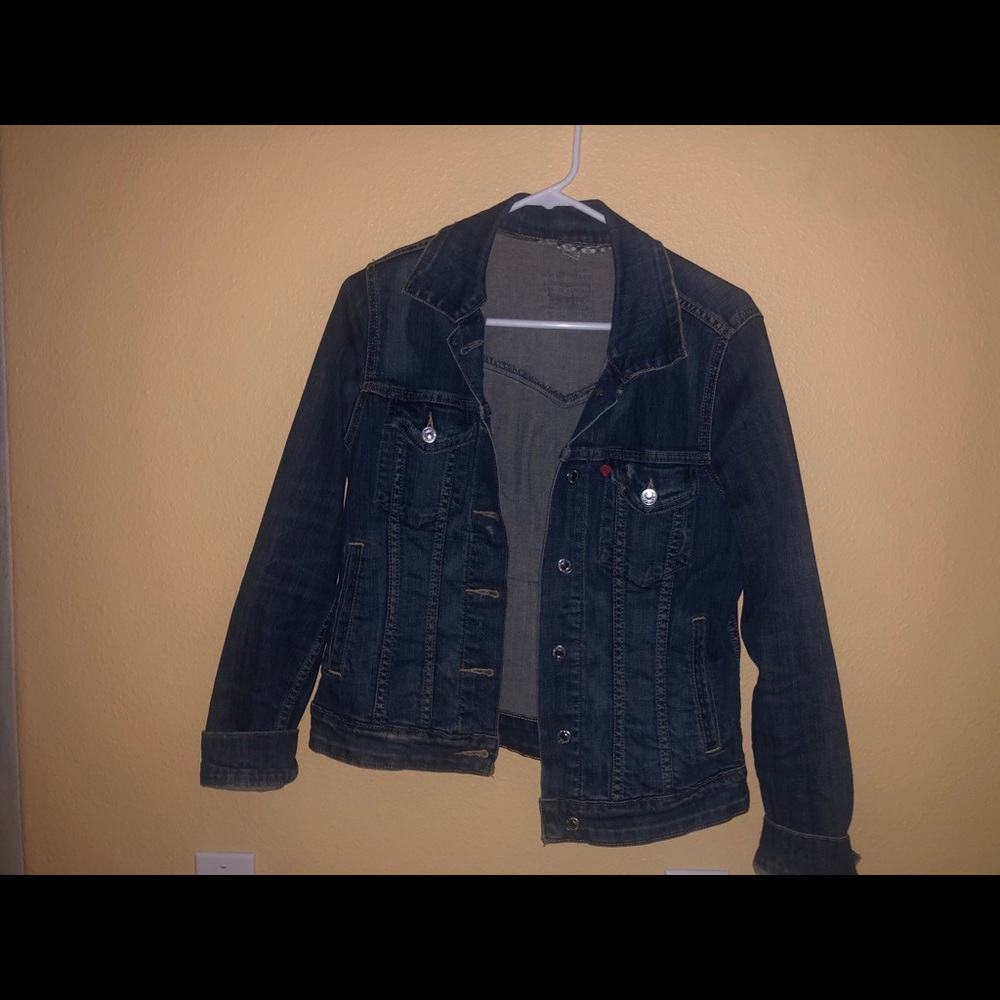 vintage levi’s denim jacket!